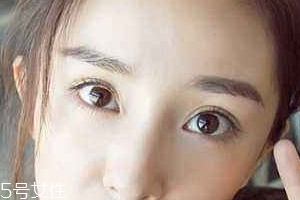 葉黃素白天吃還是晚上？早飯后為最佳時間