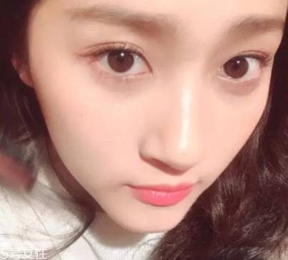什么樣的人笑起來(lái)好看？如何避免笑起來(lái)像鬼？