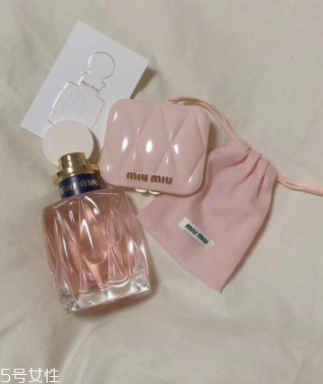miumiu粉色香水怎么樣？miumiu2018新香水什么味道？