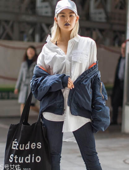 棒球帽怎么搭配衣服？素顏也能hold住