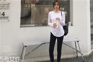 長(zhǎng)袖t恤怎么搭配？屬于你的最佳出門(mén)穿搭
