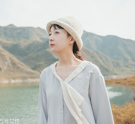 文藝范女生怎么穿搭？和你的青春敘敘舊