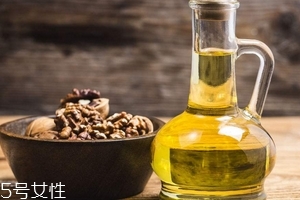 核桃油是生的還是熟的？?jī)煞N都有