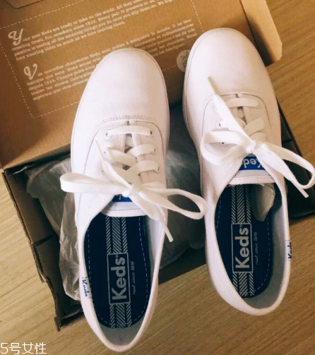 keds小白鞋多少錢(qián)？keds帆布鞋正品價(jià)位