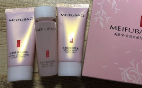 美膚寶和百雀羚哪個(gè)好？美膚寶和百雀羚品牌對比