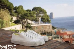 小白鞋清潔劑哪個(gè)好？小白鞋清潔劑品牌推薦