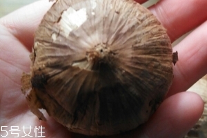 黑蒜怎么吃？黑蒜最好吃的吃法