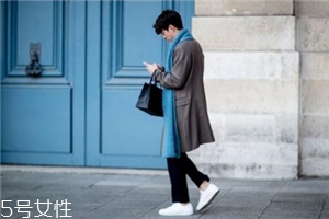 小白鞋太大了怎么辦？小白鞋買大了解決方法