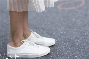 小白鞋多久洗一次？小白鞋的清洗頻率
