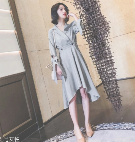 微胖女生穿什么裙子好看？微胖女生穿搭圖片