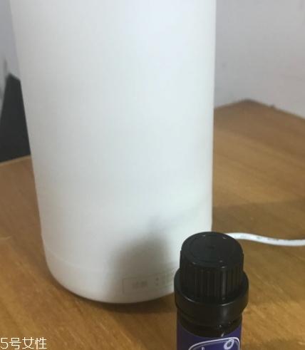 玫瑰精油可以去斑嗎？玫瑰精油怎么祛斑