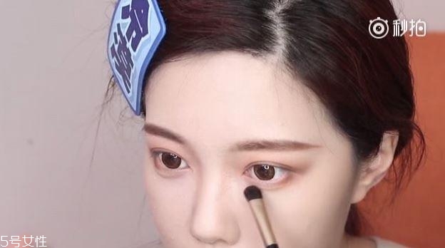 朱古力色眼妝怎么畫(huà)