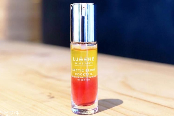 lumene雞尾酒精華油怎么用？能單獨(dú)用嗎？