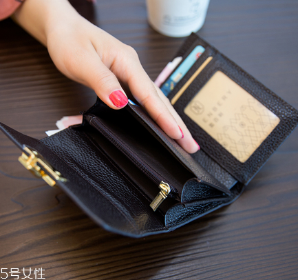錢包可以扔嗎？扔錢包的講究