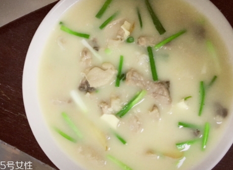 葡萄籽油可以炒菜嗎？葡萄籽油可以炒什么菜