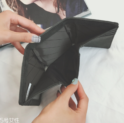 錢包什么顏色招財(cái)聚財(cái)？招財(cái)錢包顏色推薦