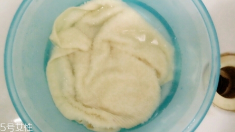 尤加利精油味道是什么？好聞嗎