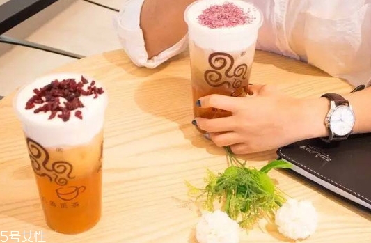 四云奶蓋貢茶哪個(gè)好喝？四云奶蓋貢茶點(diǎn)單攻略