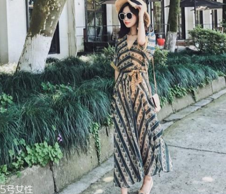 腿粗的女生夏天穿什么？腿粗女生夏季穿搭技巧