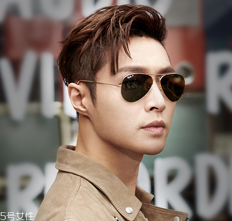 男生戴什么墨鏡好看？適合男生戴的墨鏡