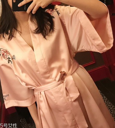 睡衣腰帶怎么系？睡衣腰帶常見系法