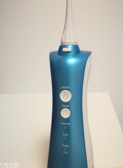 沖牙器能代替牙刷嗎？用沖牙器要刷牙嗎