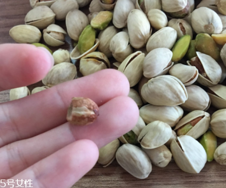開心果會(huì)不會(huì)上火？上火能吃開心果嗎？