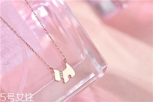 項鏈?zhǔn)屈S金還是k金好？項鏈選黃金還是k金