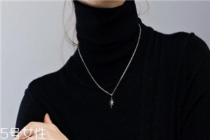 項(xiàng)鏈可以戴著洗澡嗎？項(xiàng)鏈洗澡能戴嗎