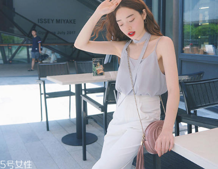 夏天約會穿什么衣服？夏天約會穿搭推薦