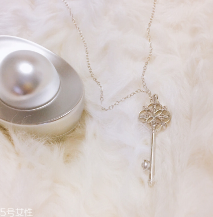 項(xiàng)鏈s925是什么金？s925項(xiàng)鏈屬于什么金