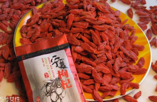 枸杞是大的好還是小的好？枸杞買大還是買小？