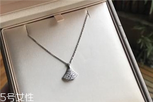 寶格麗扇子有幾個(gè)尺寸？寶格麗小扇子項(xiàng)鏈尺寸