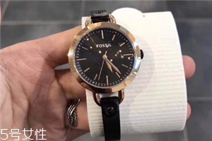 fossil手表怎么調(diào)日期？fossil手表調(diào)時(shí)間方法