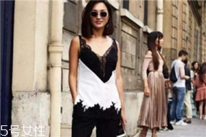 皮膚黑夏天穿什么顏色？黑皮膚適合什么顏色衣服