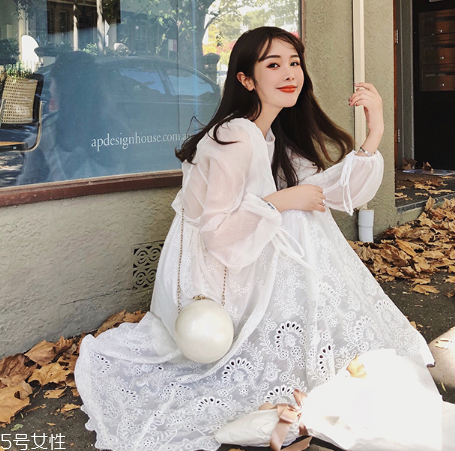 閨蜜聚會穿什么裙子好看？閨蜜聚會穿搭法則