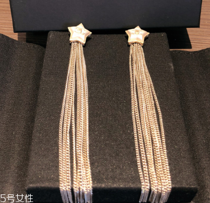 耳環(huán)生銹了怎么辦？耳環(huán)生銹怎么處理