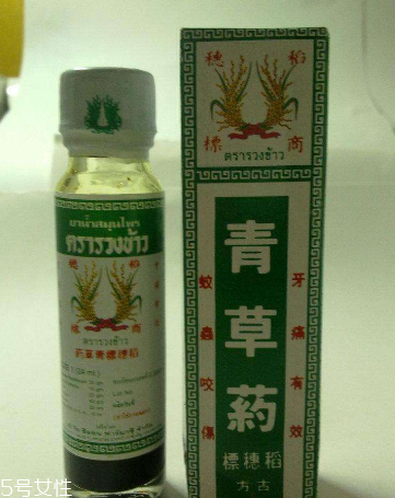 青草油可以治腳氣嗎？青草油治腳氣好用嗎？