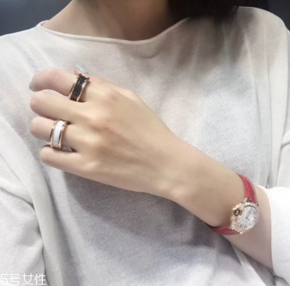 寶格麗陶瓷戒指多少錢？寶格麗陶瓷戒指專柜價格