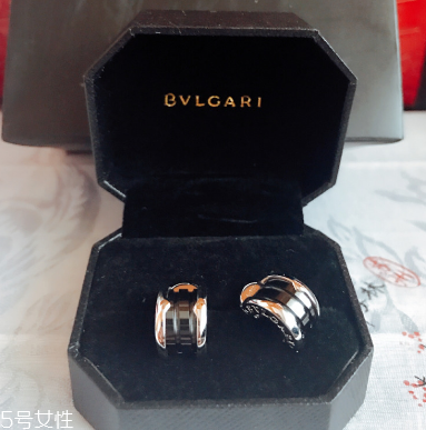 耳釘上的污垢怎么清洗？耳釘上有污垢怎么辦？