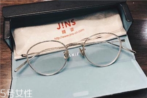 jins眼鏡多少錢？jins眼鏡價格