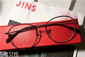 jins防藍(lán)光眼鏡有用嗎？jins防藍(lán)光眼鏡有效果嗎？