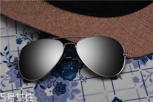 太陽鏡往下掉怎么調(diào)整？太陽鏡老是掉怎么辦？
