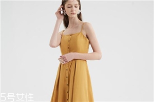 微胖穿什么連衣裙好看？微胖女生適合穿什么連衣裙？