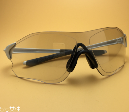 oakley眼鏡怎么樣？歐克利眼鏡好嗎？