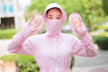 防曬衣可以防止曬黑嗎？防曬衣能不能防曬黑？