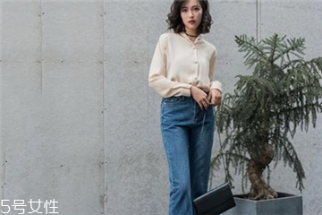喇叭褲怎么搭配顯腿長(zhǎng)？喇叭褲怎么穿顯高？