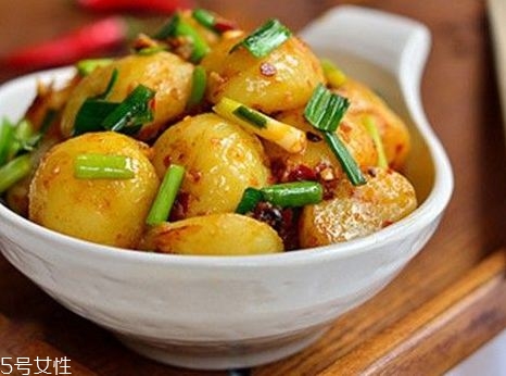 土豆不能和什么一起吃？土豆和黑木耳可以一起吃嗎？