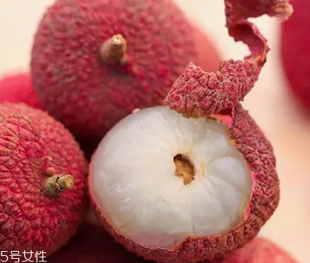 荔枝選購(gòu)技法 荔枝怎么挑？