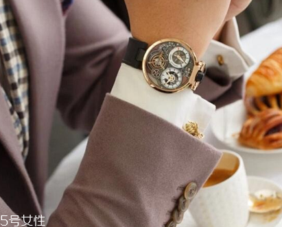 手表是男左女右嗎？手表佩戴是男左女右嗎？